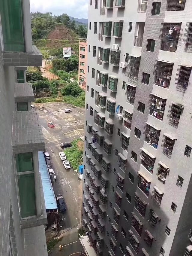 074453i0dzuzxx5l4010jg.jpg